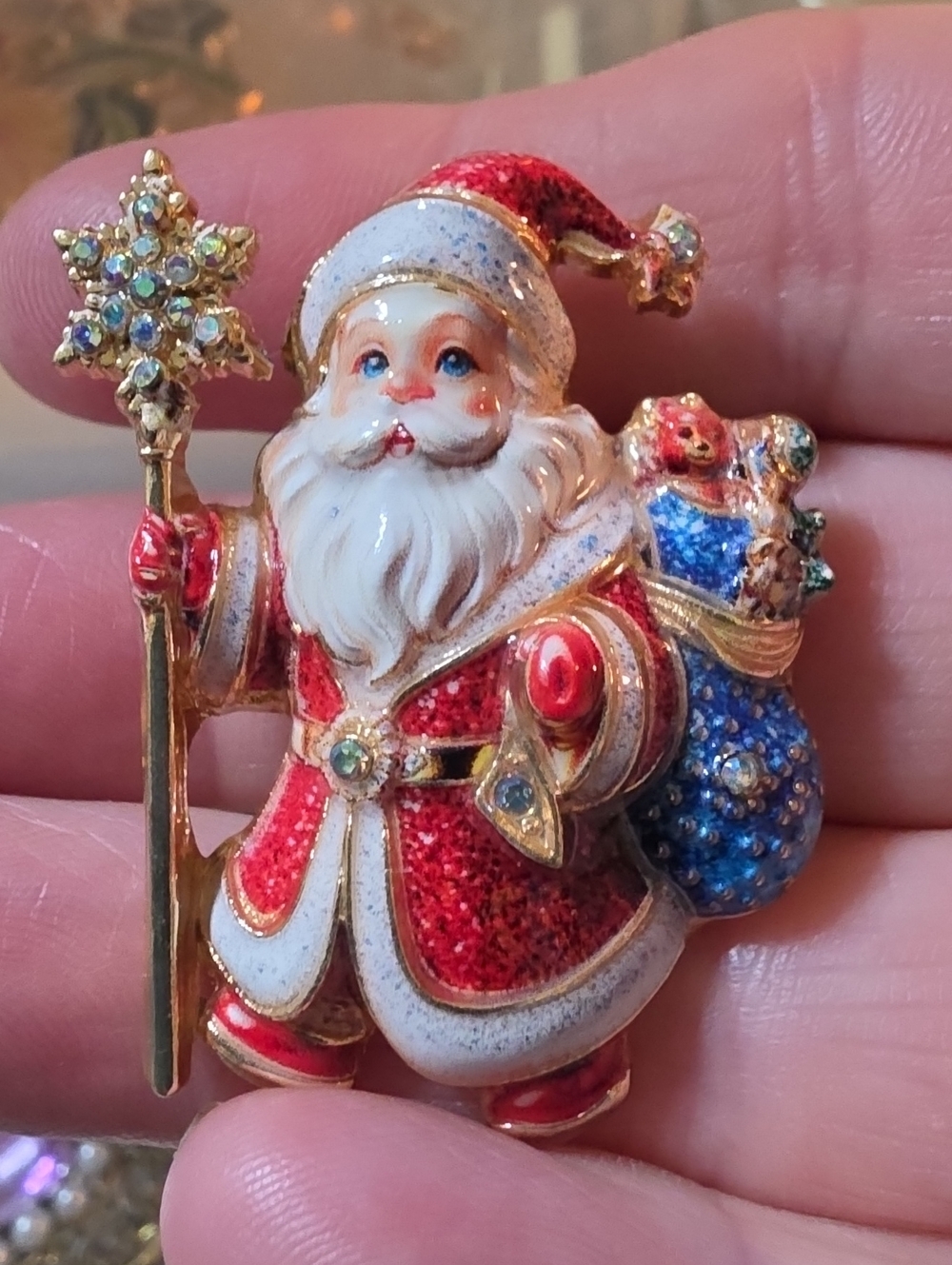 B66- Holiday Santa Figurine Brooch in Red and Blue